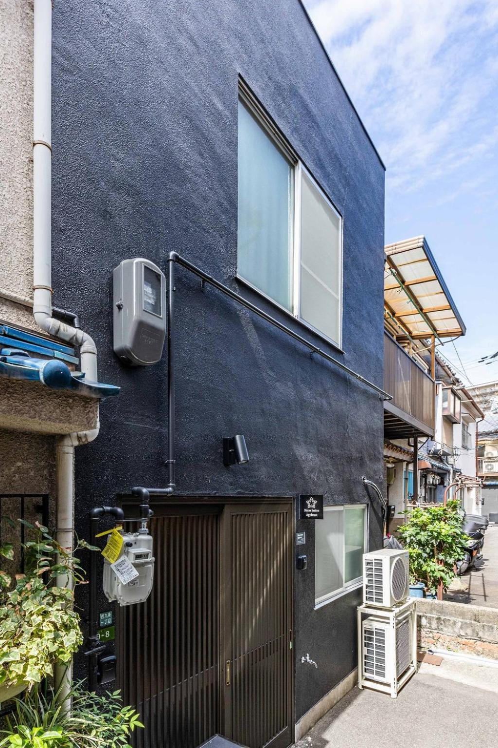 Bijou Applause Apartment Osaka