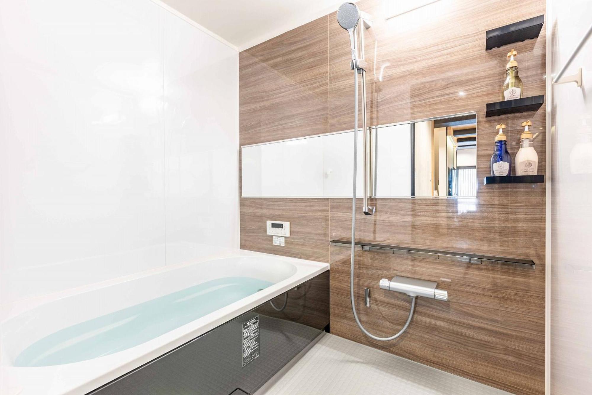 Bijou Applause Apartment Osaka